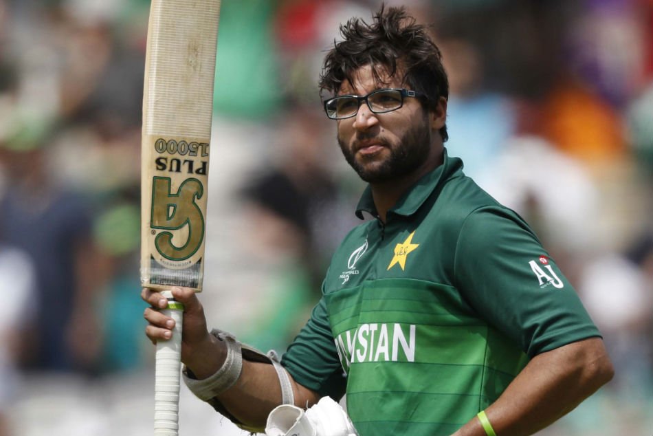 pakistani-cricketer-imam-ul-haq-lands-in-controversy-after-his-obscene