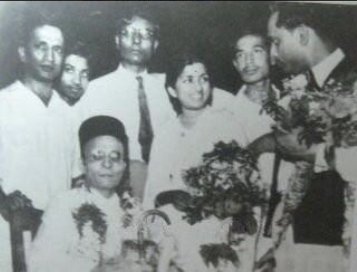 Mangeshkar family's close ties with freedom fighter Veer Savarkar was ...