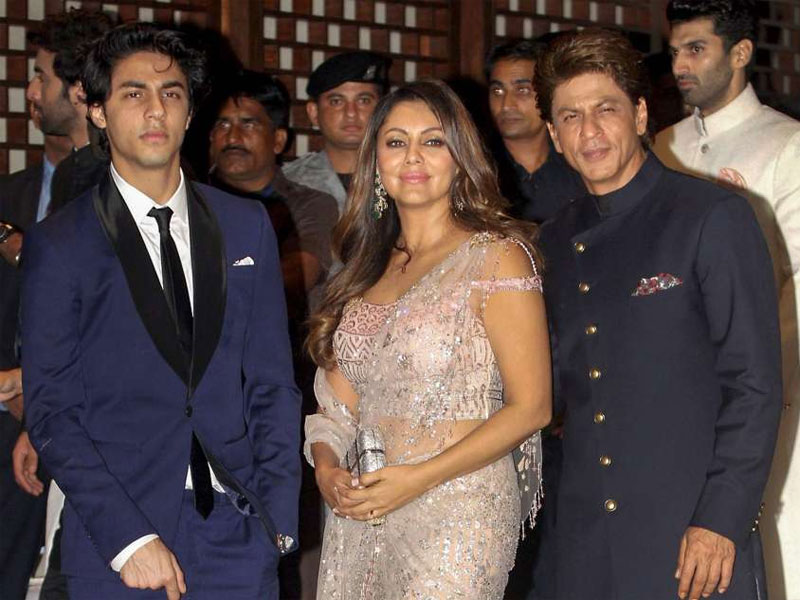 Fir Filed Against Shah Rukhs Wife Gauri Khan In Lucknow Over Property Dispute Trendradars India 