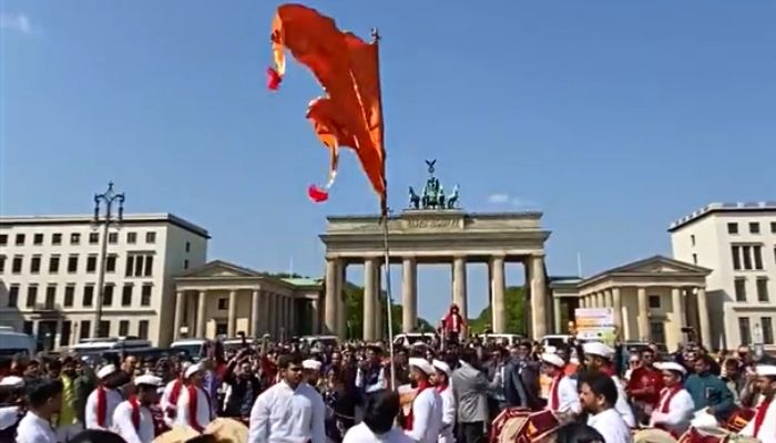 Bhagwa flag in Berlin on Modi's arrival leads to Hinduphobic vitriol