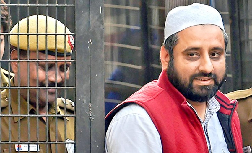 Delhi HC refuses to stay Delhi Police’s decision to declare AAP MLA Amanatullah Khan as a ‘BC’