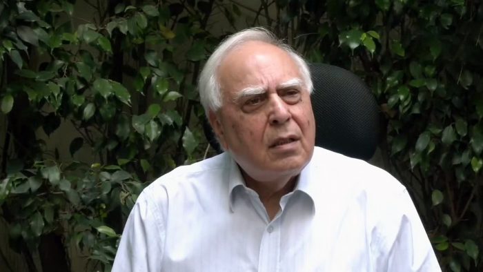 Advocates request Attorney General to initiate contempt proceedings against Kapil Sibal