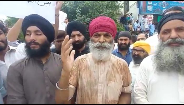 Pakistan Sikhs Protest As Islamists Forcibly Convert A Female Sikh Teacher