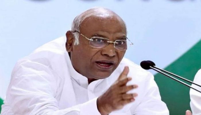 HW News English on X: Congress Chief Mallikarjun Kharge Slammed