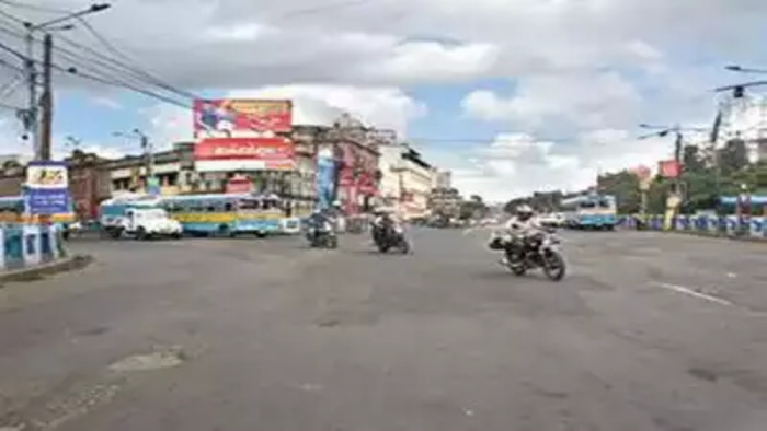 Bus driver Bablu Khan and conductor Nuruddin arrested after mowing down Durga Puja revellers on Sealdah flyover