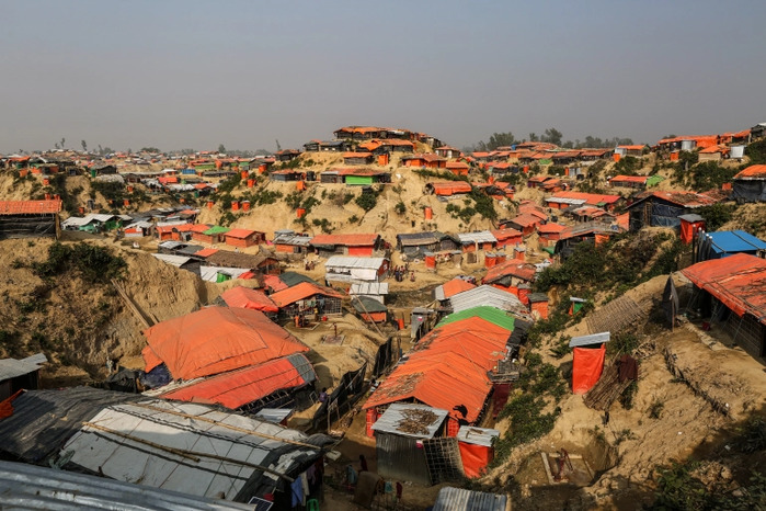 Bangladesh: Internal violence over drug trade in Rohingya refugee camp, 2 'leaders' killed by mob