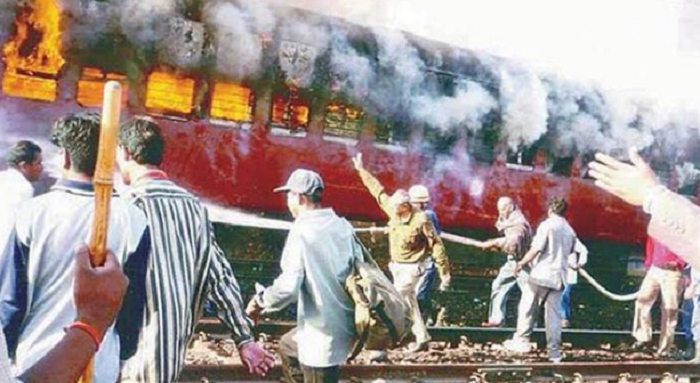 SC extends bail granted to Godhra Train Carnage convict