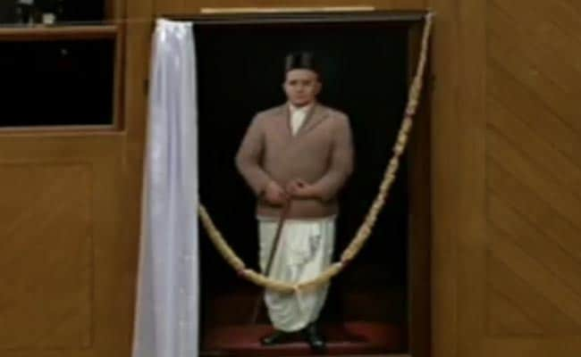 Veer Savarkar's portrait unveiled in Karnataka Assembly hall, Congress-led opposition stages protests