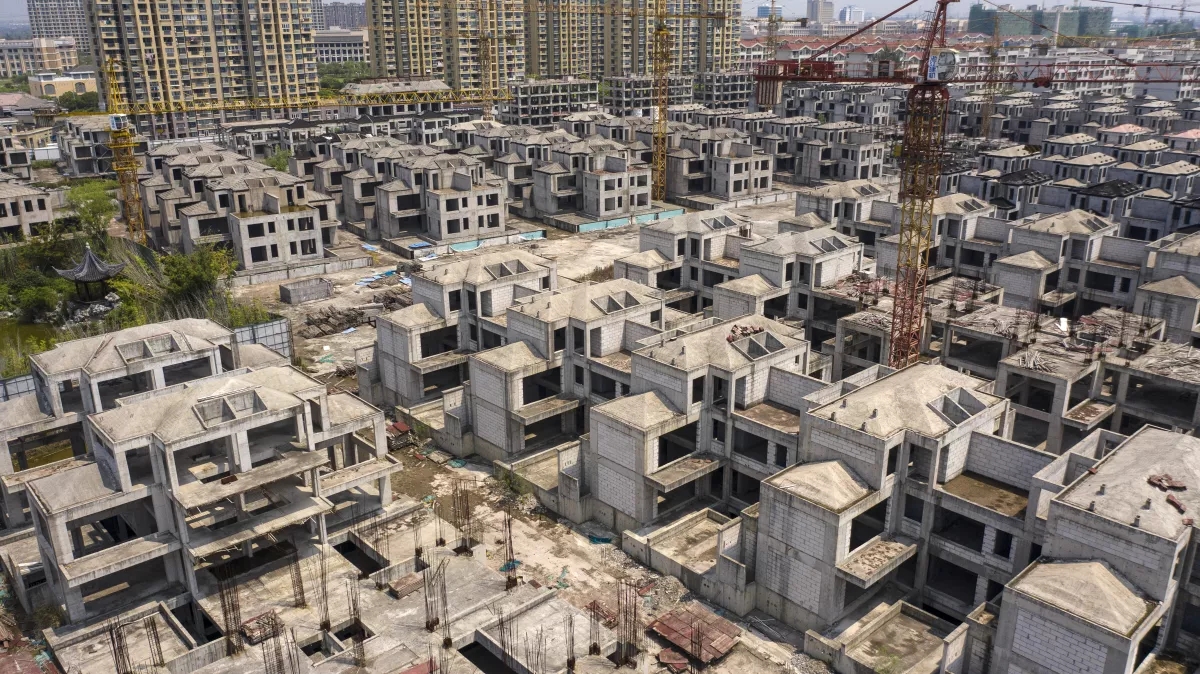 China faces massive financial crisis as thousands of apartment projects remain incomplete