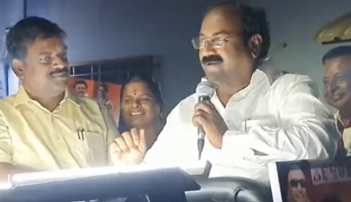 Tamil Nadu: DMK MLA offers bribe to locals in exchange for votes, video ...