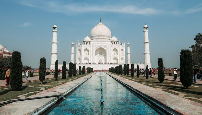 Three arrested for duping a Swiss tourist at the Taj Mahal in Agra