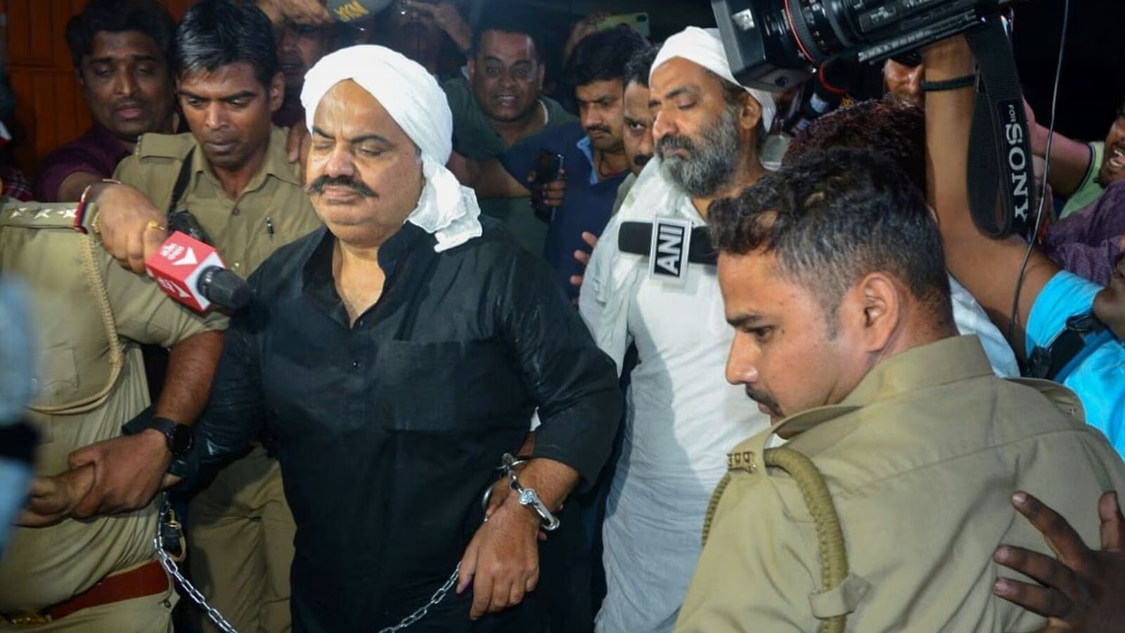 Read about how now-dead gangster, Atiq Ahmed, had wet his pants on seeing police: What former Director of ED, Karnal Singh said about the 2008 incident