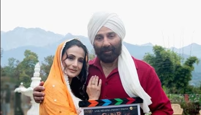 700px x 400px - Ameesha Patel says the film 'Gadar' sent message of 'love' as Tara Singh  accepted Islam: Here is how she is not only wrong but also delusional