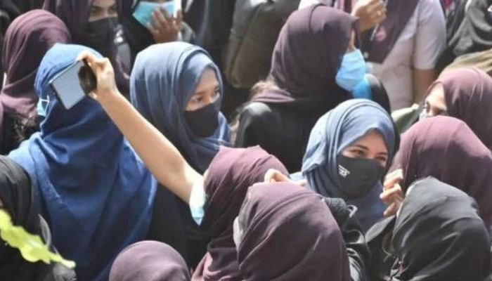 Thiruvananthapuram: Seven students of Govt Medical College seek permission to wear hijab-like PPE inside OR to ‘maintain modesty’. What we know