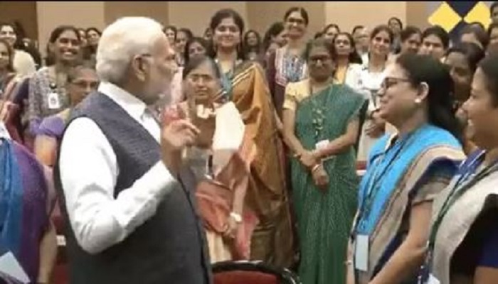 PM Modi hails ‘Nari Shakti’ at ISRO’s command centre for the success of Chandrayaan-3