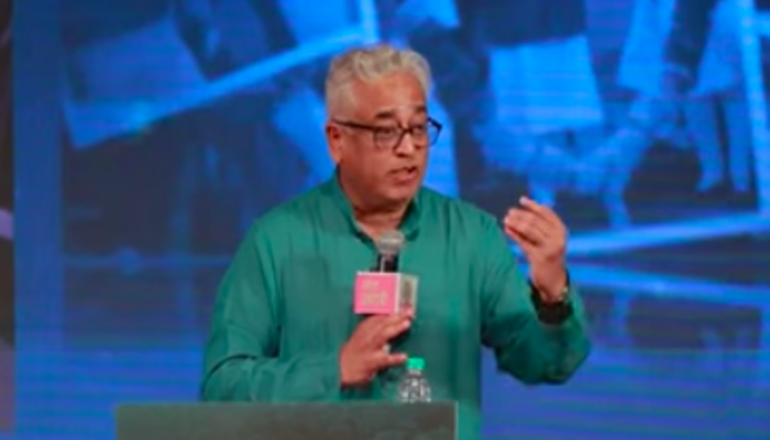 Rajdeep Sardesai rants against middle class, calls them communal