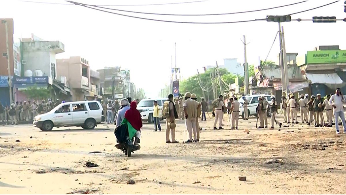 Nuh violence spreads to Gurugram as mob vandalises shops