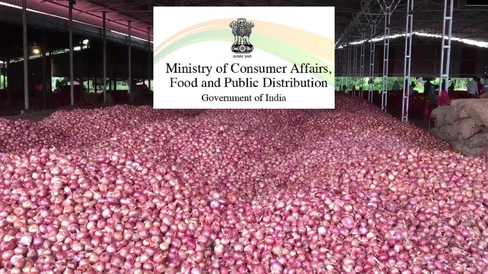 Govt sets minimum export price of $800 per metric tonne for onions amid surging prices