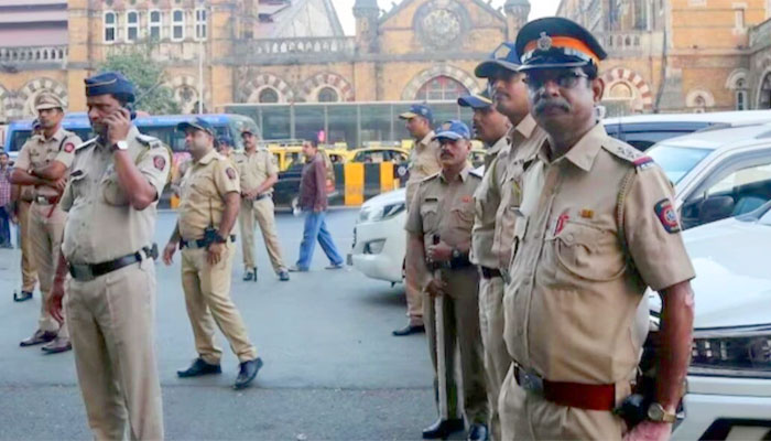 Bomb threat in Mumbai ahead of New Year celebrations