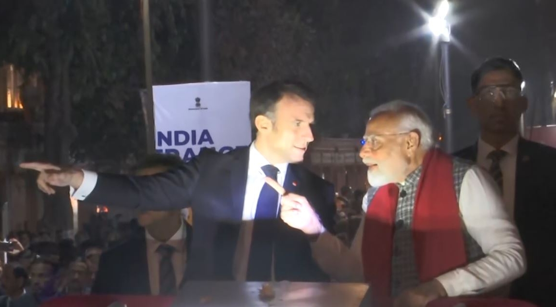 PM Narendra Modi and French President Emmanuel Macron hold roadshow in Rajasthan's Jaipur