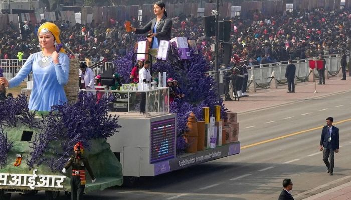 CSIR tableau in Republic Day parade shows the Purple Revolution