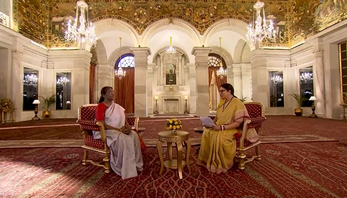 Union Minister Smriti Irani interviews President Droupadi Murmu