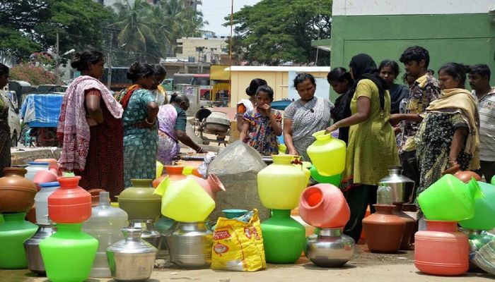 Bengaluru water board collects 20 lakh fine for water wastage