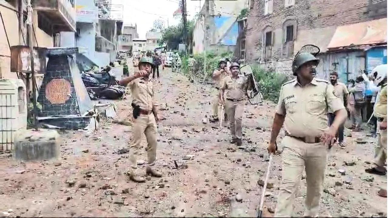 Nashik: Situation under control after mobs attack Hindu groups for protesting against persecution of Hindus in Bangladesh