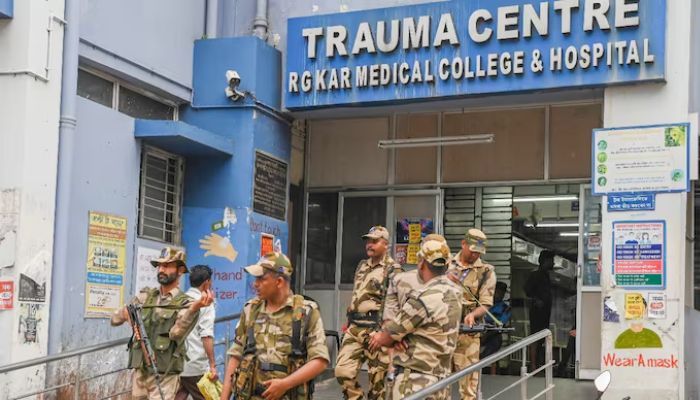 Centre files contempt case against Mamata Banerjee government for hindering CISF security at RG Kar Hospital