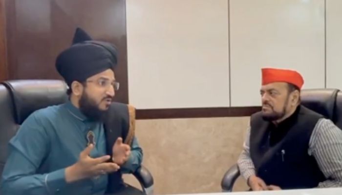 Samajwadi Party MLA Abu Azmi meets Mufti Salman Azhari, the Islamist cleric demands strict blasphemy laws