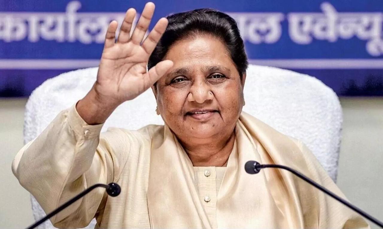 'Congress suffering because of their silence on Bangladesh issue': BSP chief Mayawati