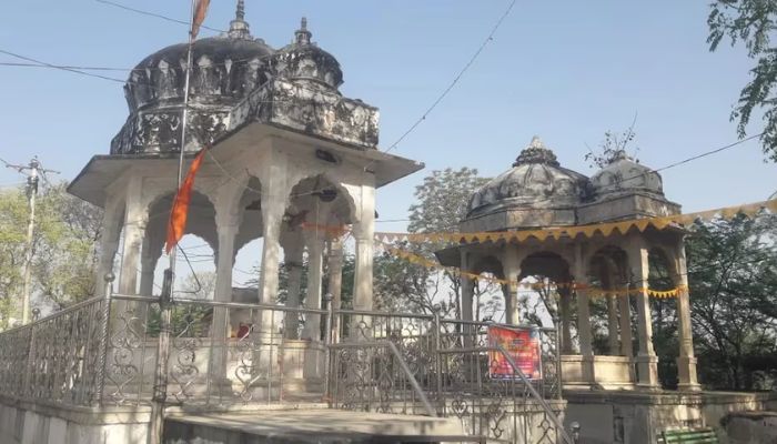 Amethi: 120-year-old temple uncovered, locals claim it was illegally occupied by Muslims